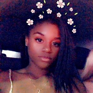 Meet your Posher, Jasmin